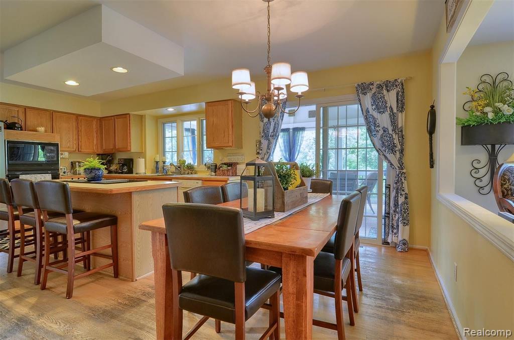 4936 Manchester Court Rochester, MI 48306 - Photo 19 of 51