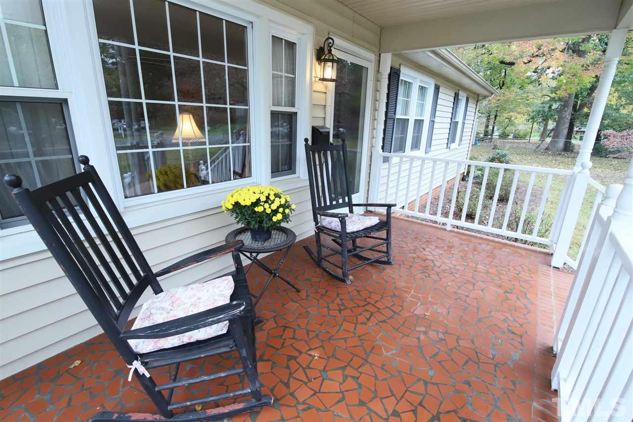 2525 Fairlawn Road Durham, NC 27705 - Photo 3 of 29 Gallery Image 3