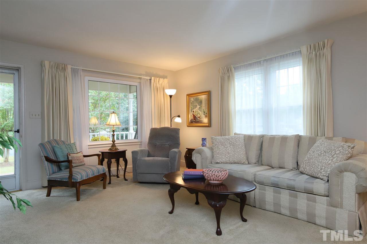 2525 Fairlawn Road Durham, NC 27705 - Photo 4 of 29 Gallery Image 4
