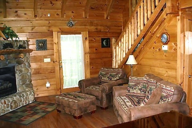 2468 North School House Gap Road Sevierville, TN 37876 - Photo 4 of 19