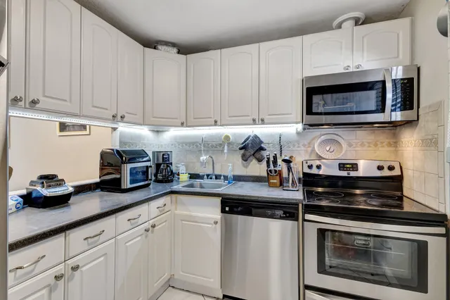 $130,000 | 12012 Greenway Circle South, Unit 205, Royal Palm Beach, FL 33411