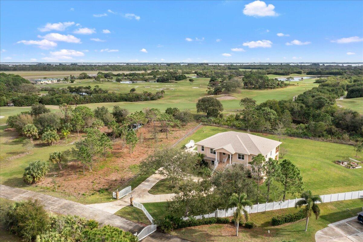 2940 Pomello Road Malabar, FL 32950 - Photo 38 of 42 a view of a city with an ocean