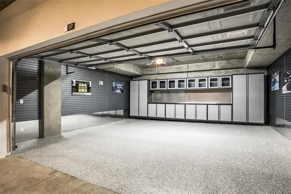 $2,250,000 | 3130 North Harwood Street, Unit 2606, Dallas, TX 75201