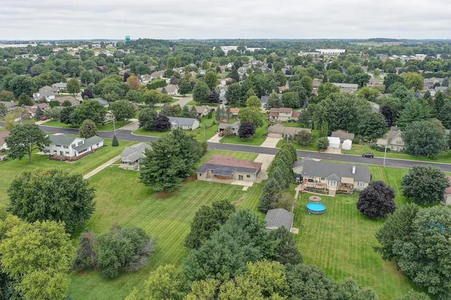 $394,500 | 525 South Street, Watertown, WI 53094