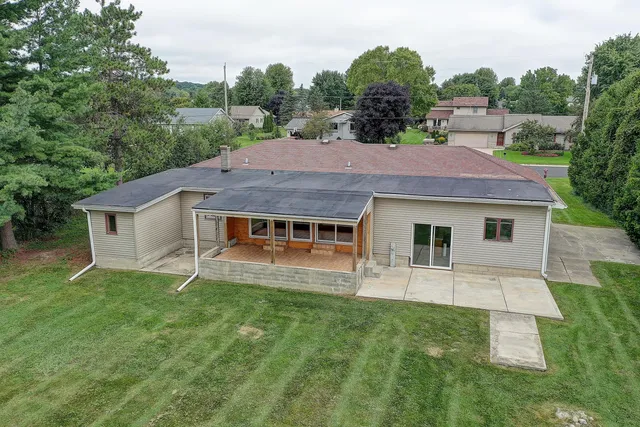 $394,500 | 525 South Street, Watertown, WI 53094