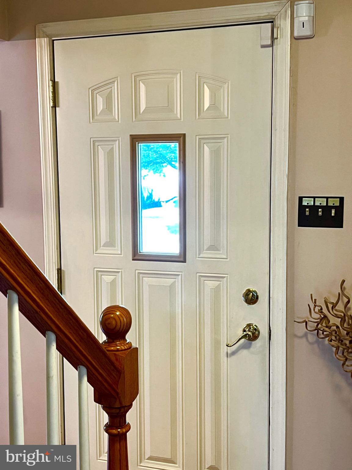 10745 Wayfarer Road Germantown, MD 20876 - Photo 5 of 53 Gallery Image 5