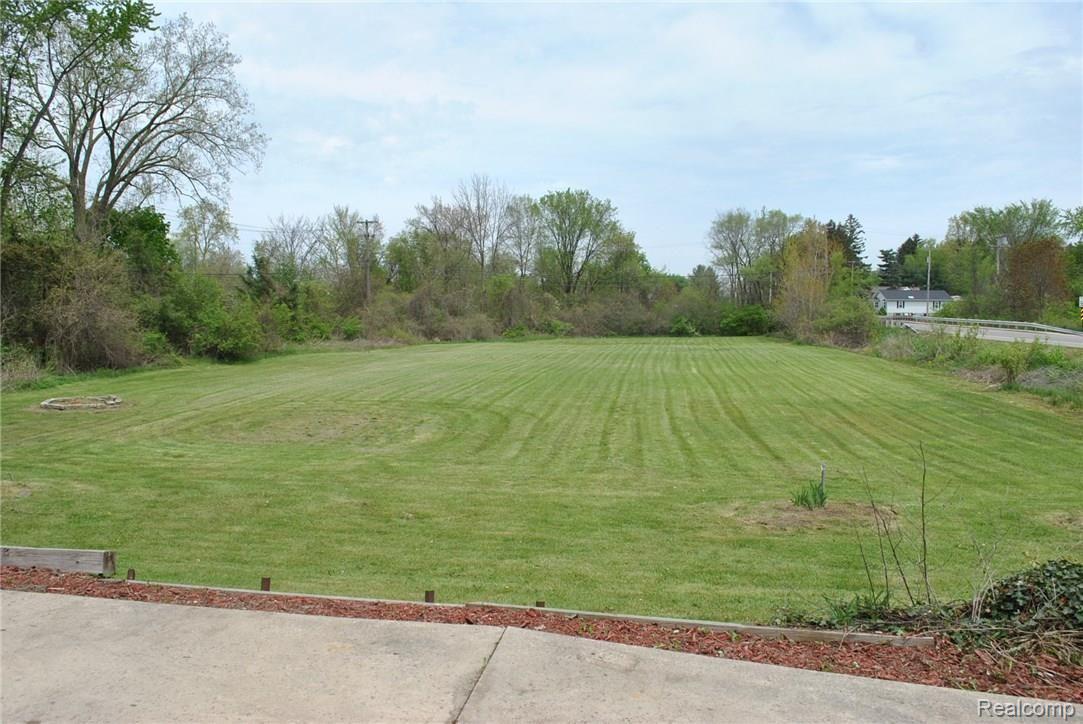 2385 Vivian Road Monroe, MI 48162 - Photo 21 of 21 DSC_0522.JPG