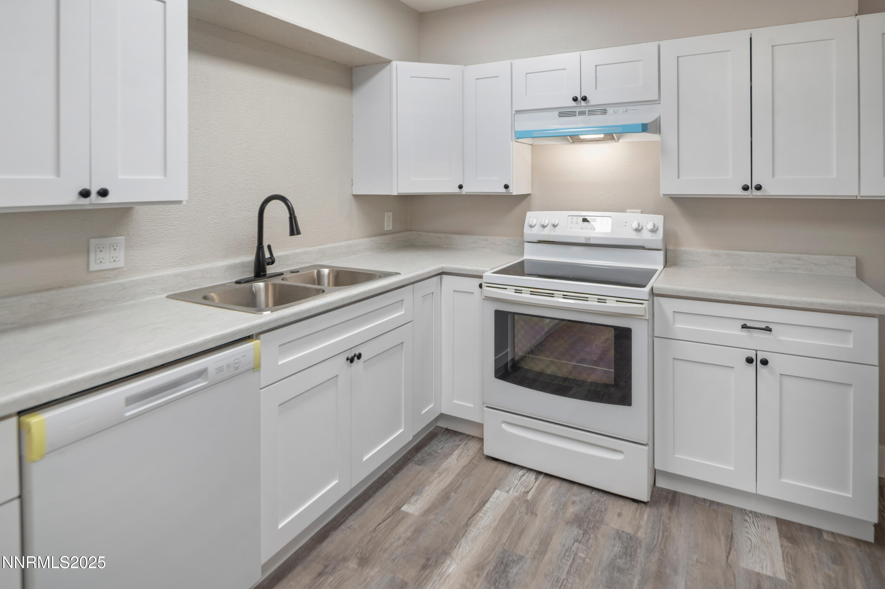 1600 Duke Way Reno, NV 89502 - Photo 9 of 28 DSC_5694