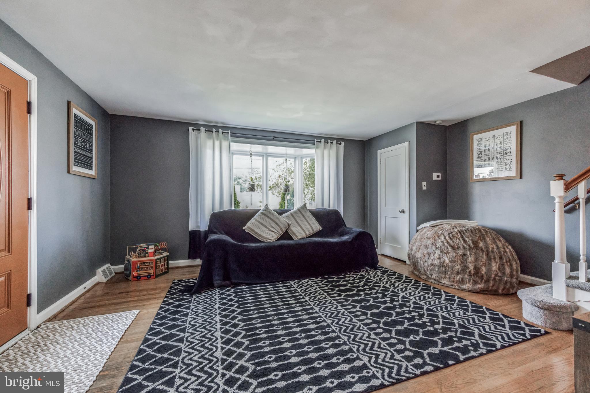 705 Tasker Street Ridley Park, PA 19078 - Photo 5 of 32 Gallery Image 5