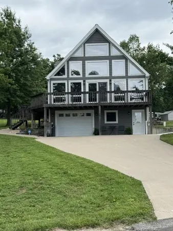 $525,000 | 385 Lake Viking Terrace, Gallatin, MO 64640