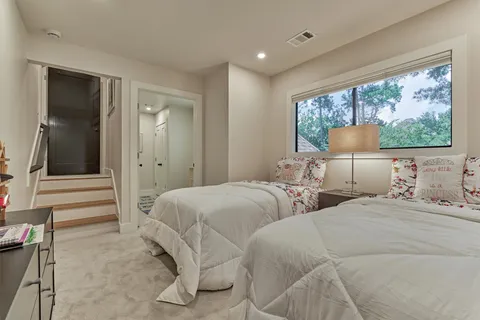 $1,795,000 | 15 Atrium Woods Court, The Woodlands, TX 77381