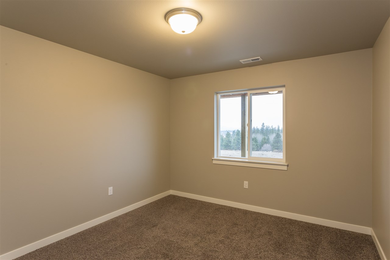 2712 South Conklin Road Veradale, WA 99037 - Photo 17 of 20
