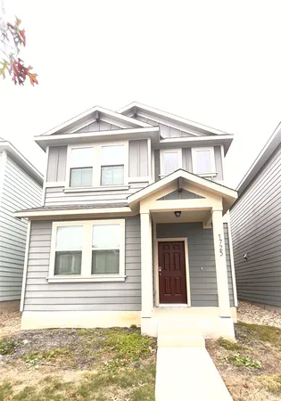 $2,095 | 1725 Fountain Bridge Drive, Leander, TX 78641