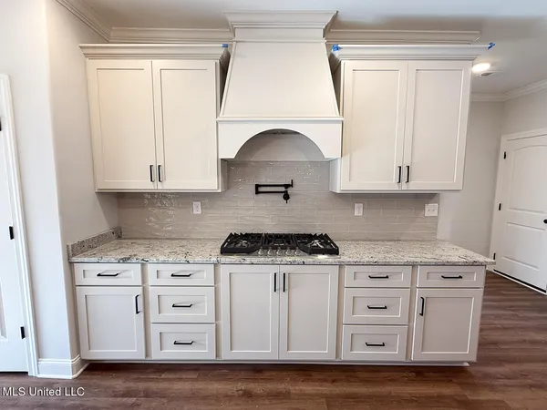 $519,900 | 427 Poplar Lane, Holly Springs, MS 38635