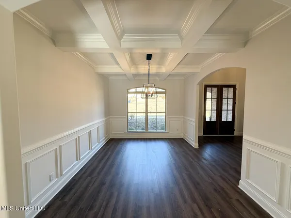 $519,900 | 427 Poplar Lane, Holly Springs, MS 38635