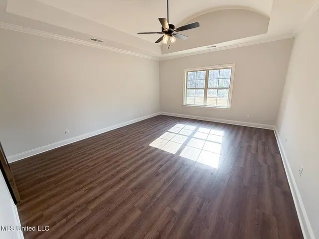 $527,000 | 427 Poplar Lane, Holly Springs, MS 38635