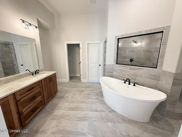 $519,900 | 427 Poplar Lane, Holly Springs, MS 38635