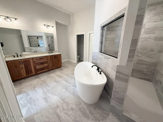 $527,000 | 427 Poplar Lane, Holly Springs, MS 38635