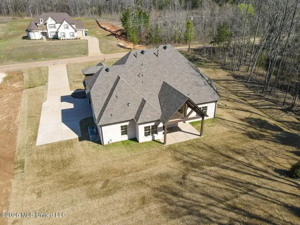 $519,900 | 427 Poplar Lane, Holly Springs, MS 38635