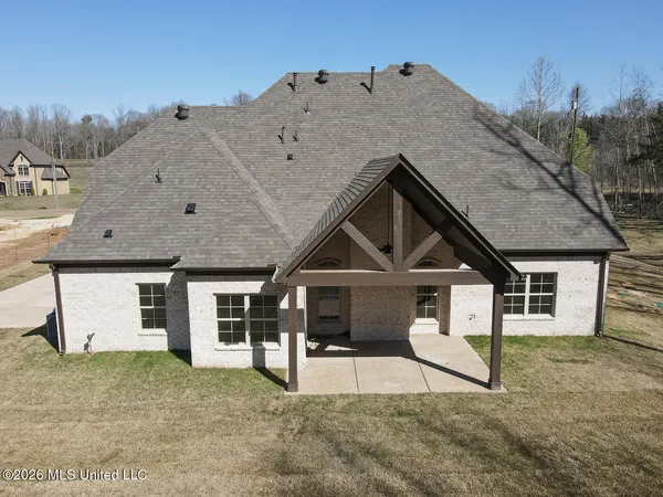 $519,900 | 427 Poplar Lane, Holly Springs, MS 38635