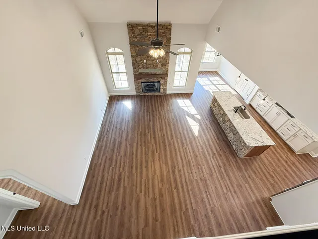 $527,000 | 427 Poplar Lane, Holly Springs, MS 38635