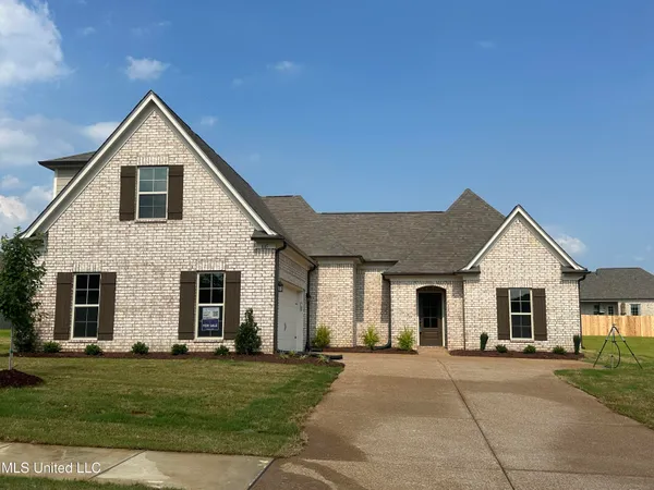$364,900 | 885 Collie Drive, Hernando, MS 38651