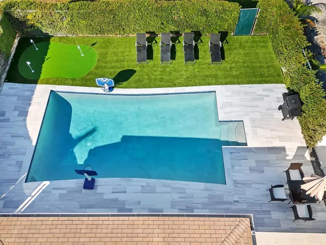 a view of outdoor space