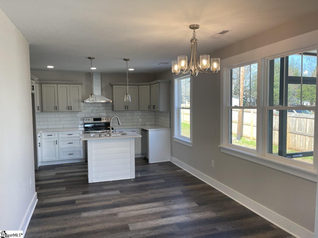 202 South Franklin Road Greenville, SC 29609 - Photo 5 of 22 Gallery Image 5