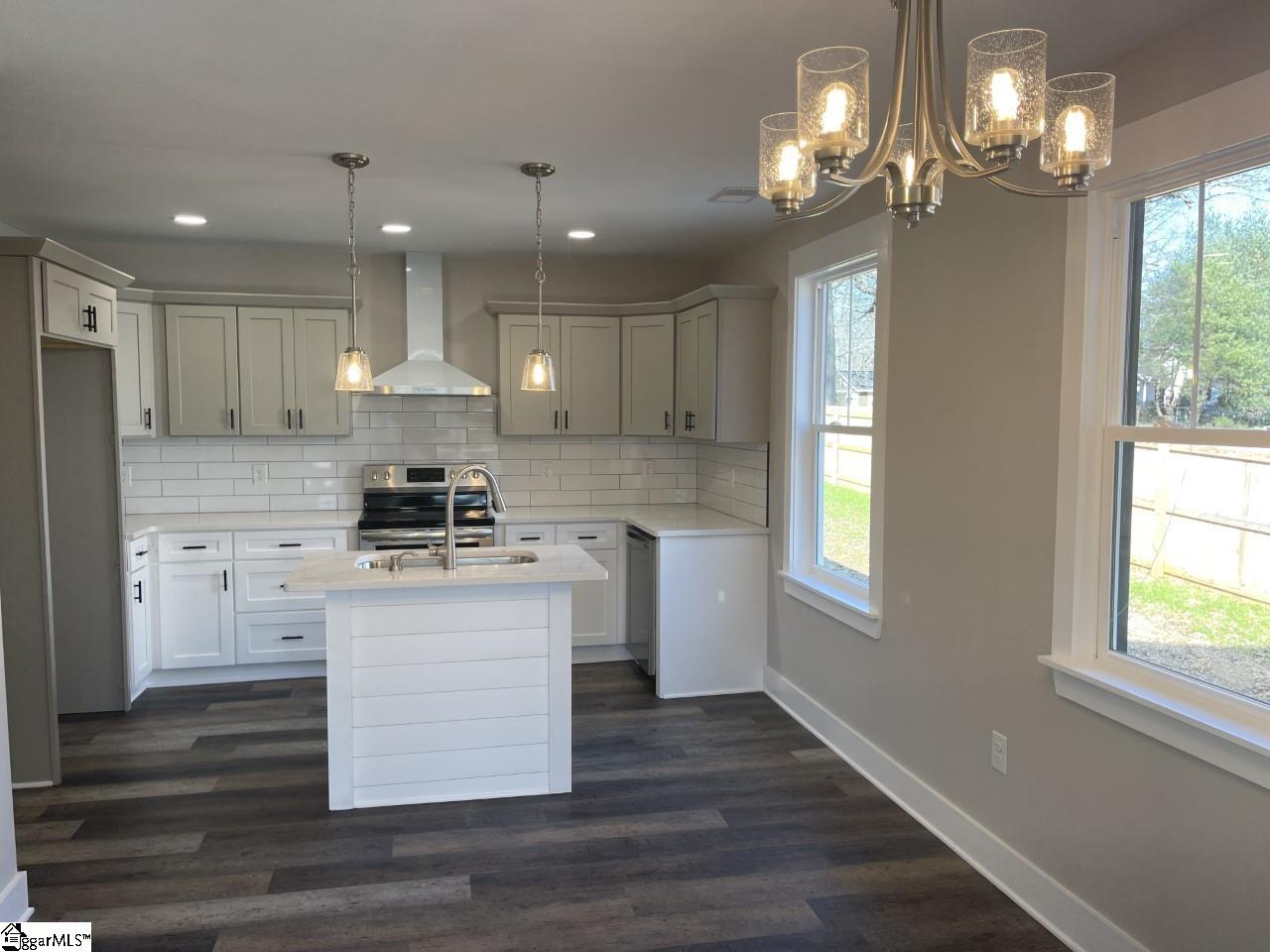 202 South Franklin Road Greenville, SC 29609 - Photo 6 of 22 Gallery Image 6
