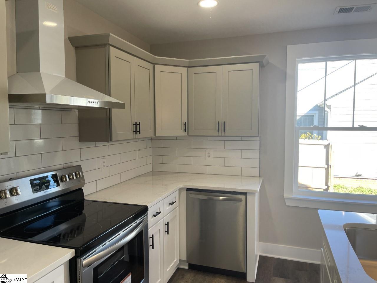 202 South Franklin Road Greenville, SC 29609 - Photo 9 of 22 Gallery Image 9