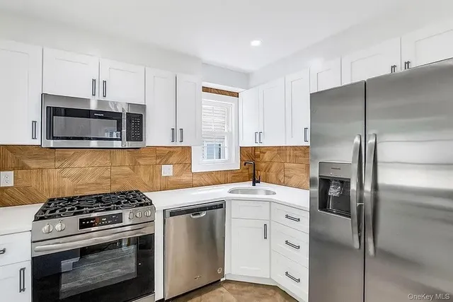 $848,888 | 57 Marino Avenue, Port Washington, NY 11050