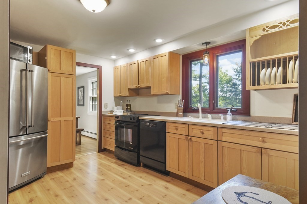 70 Rice Avenue Northborough, MA 01532 - Photo 15 of 41 Gallery Image 15