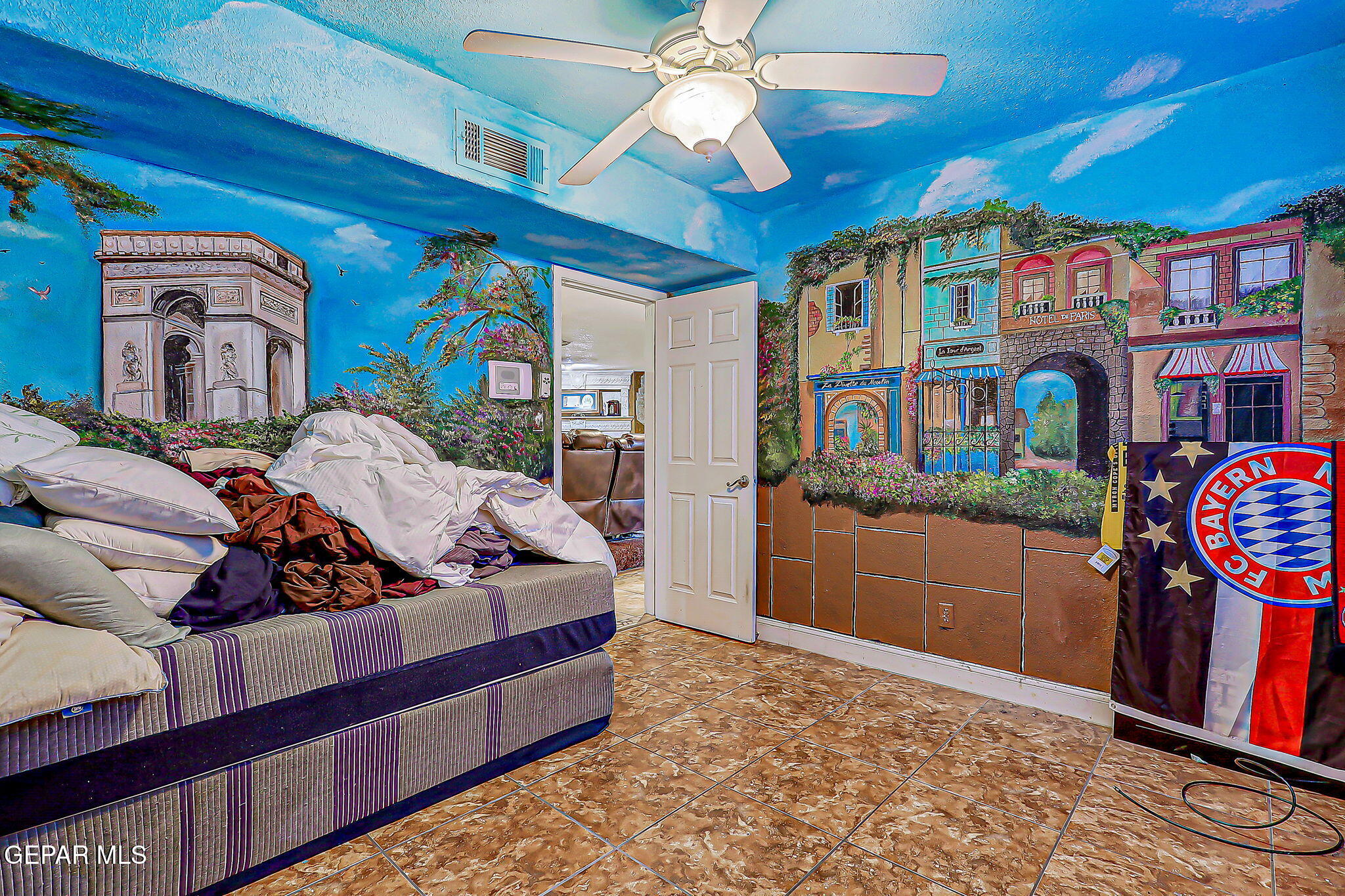 14800 Kingston Road Horizon City, TX 79928 - Photo 20 of 82 a bedroom with furniture and a window