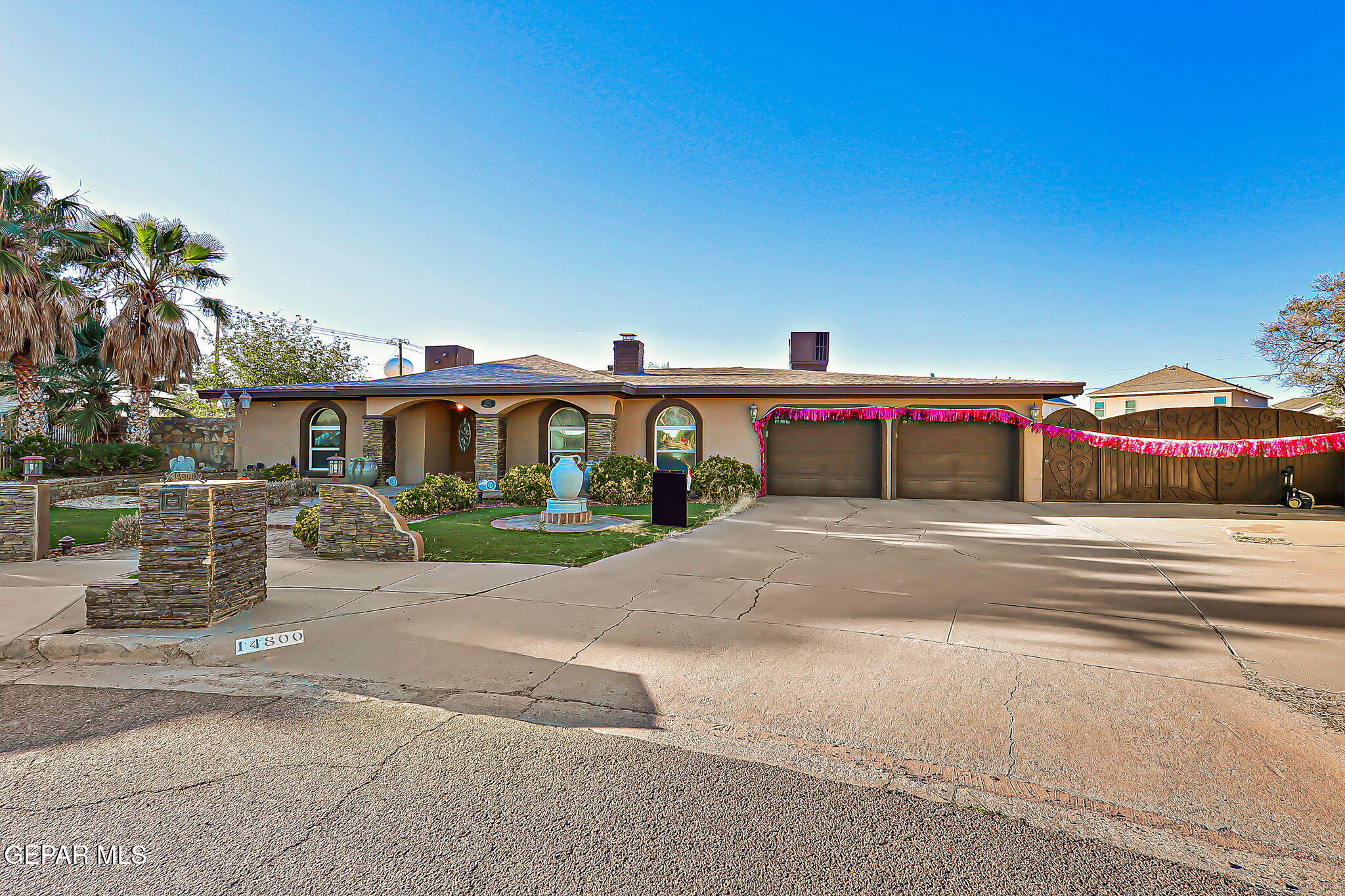14800 Kingston Road Horizon City, TX 79928 - Photo 6 of 82 front street view