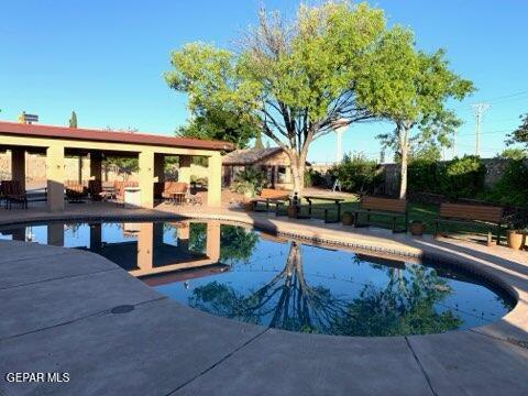 14800 Kingston Road Horizon City, TX 79928 - Photo 82 of 82 pool and pergola view