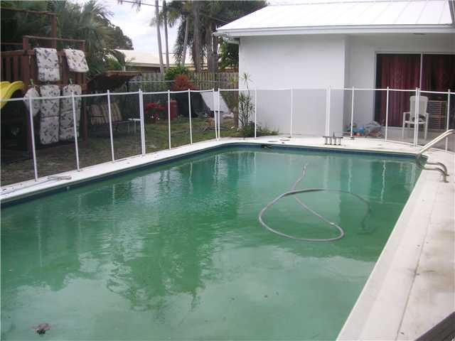 6721 Northeast 21st Road Fort Lauderdale, FL 33308 - Photo 10 of 10 Pool