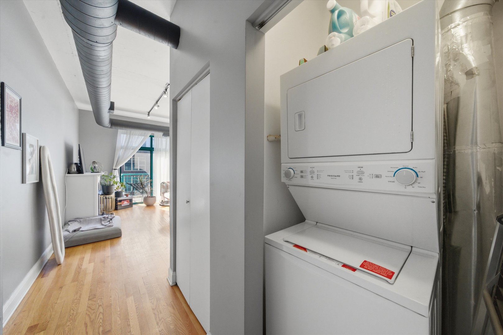 910 West Madison Street, Unit 803 Chicago, IL 60607 - Photo 13 of 16