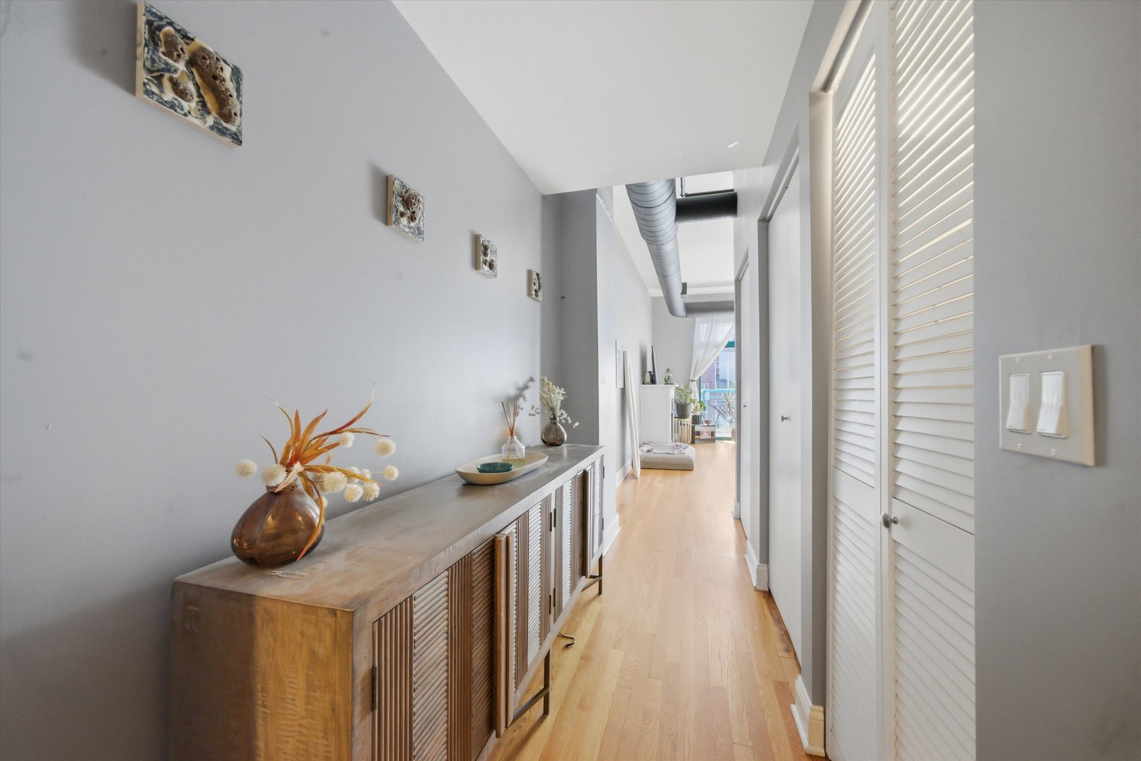 910 West Madison Street, Unit 803 Chicago, IL 60607 - Photo 3 of 16