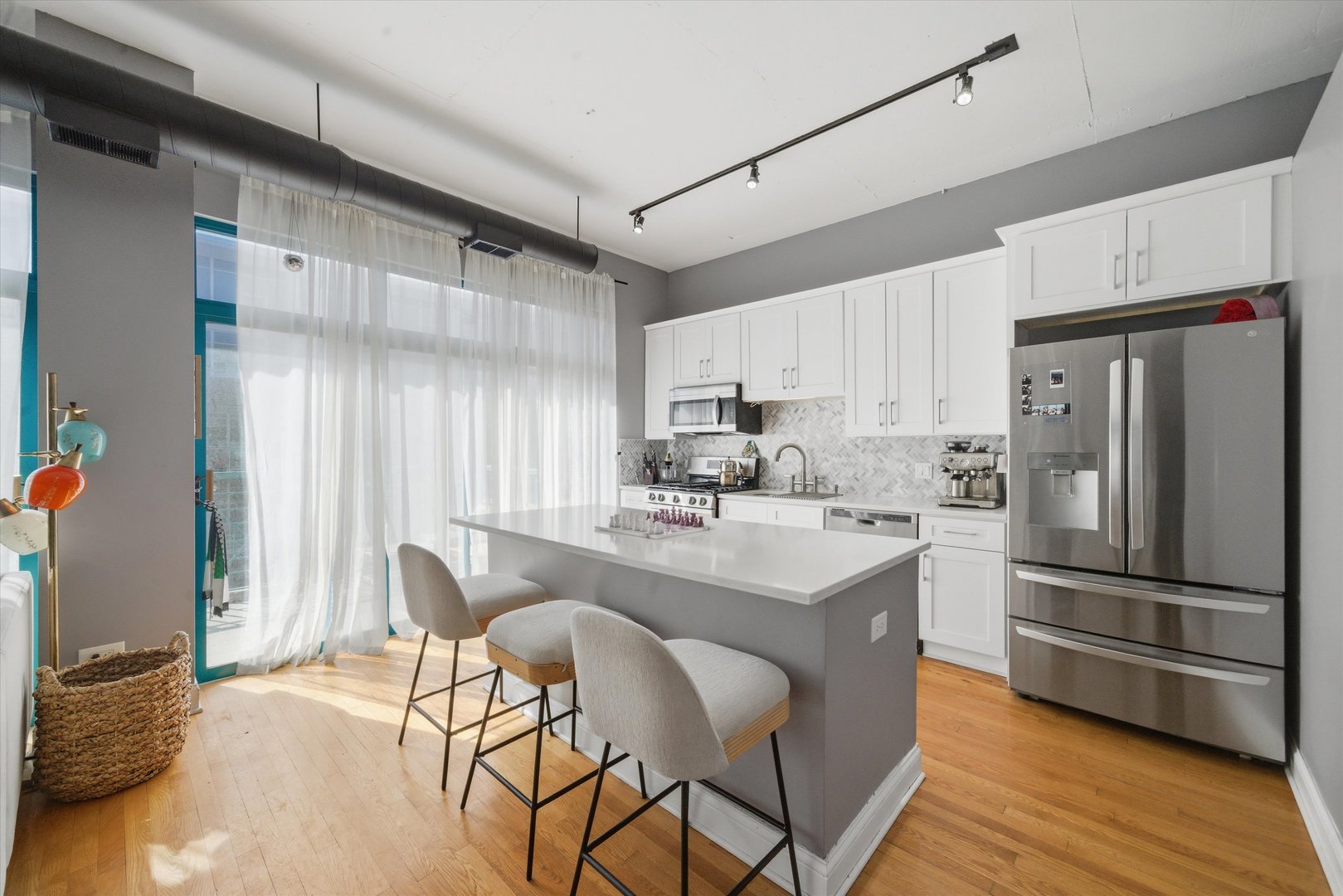 910 West Madison Street, Unit 803 Chicago, IL 60607 - Photo 6 of 16