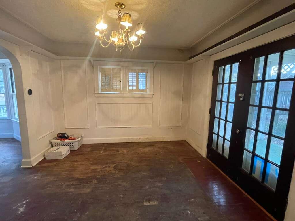 16 Devonshire Road Pleasant Ridge, MI 48069 - Photo 4 of 10 WhatsApp Image 2025-11-29 at 11.56.46_42