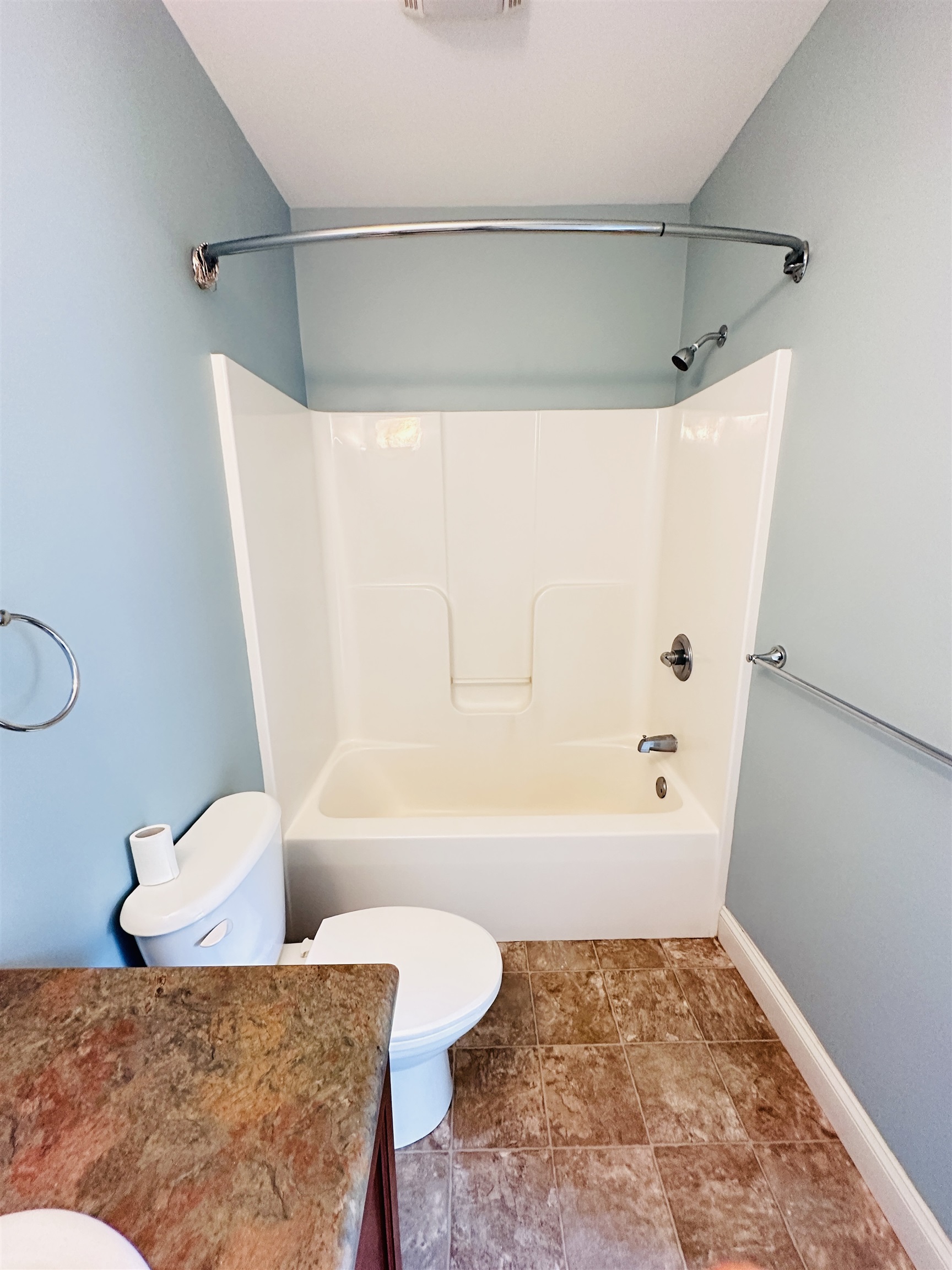 337 Mt Support Road, Unit 204 Lebanon, NH 03766 - Photo 16 of 33