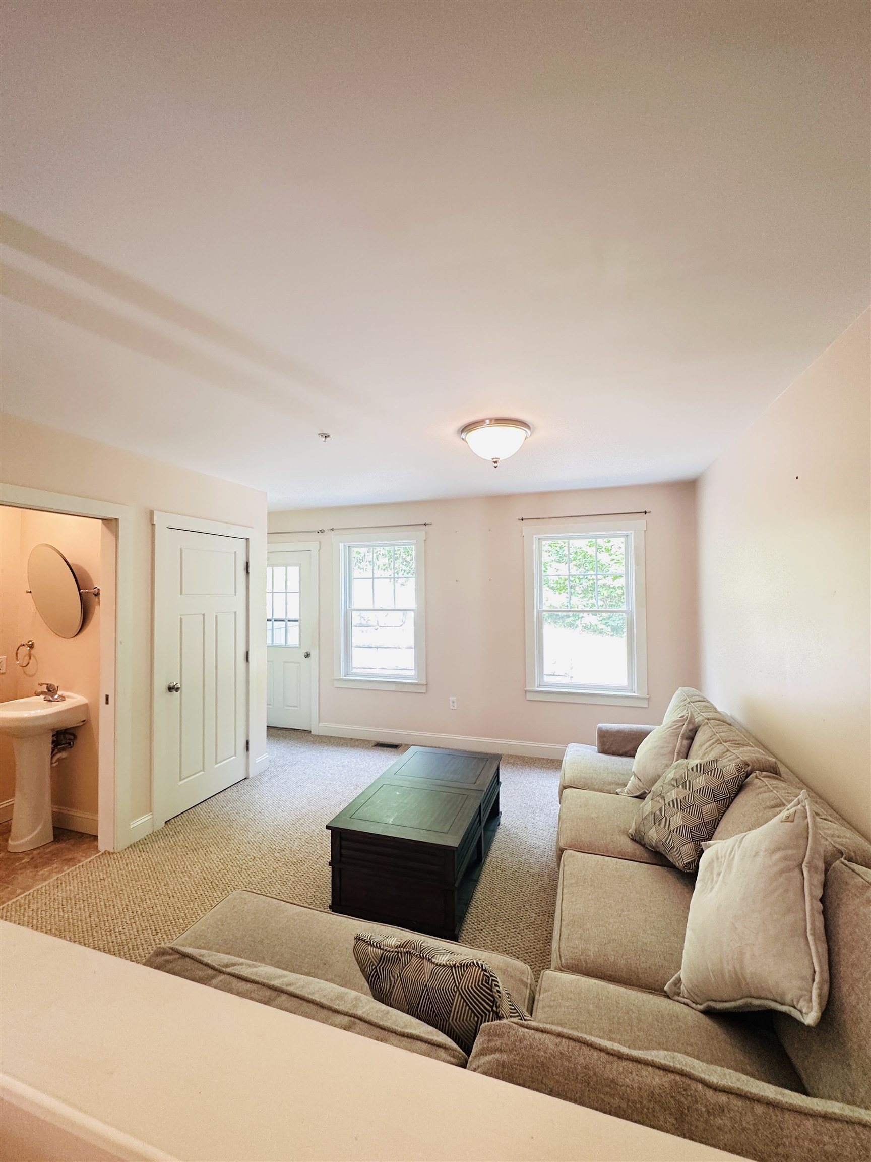 337 Mt Support Road, Unit 204 Lebanon, NH 03766 - Photo 6 of 33