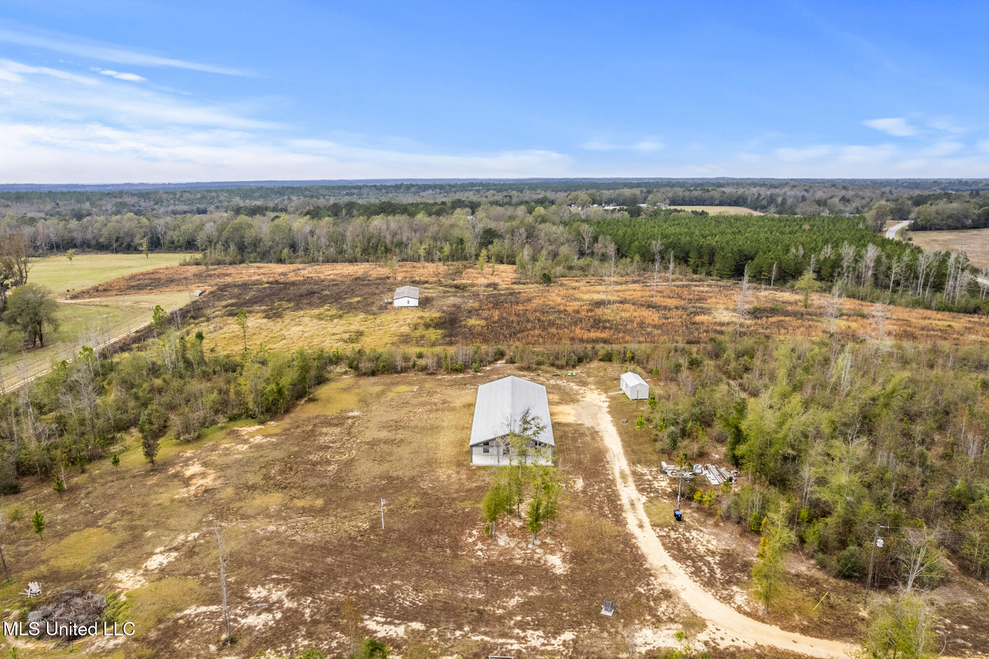 284 West Wire Road Perkinston, MS 39573 - Photo 2 of 33 ghubphoto_01