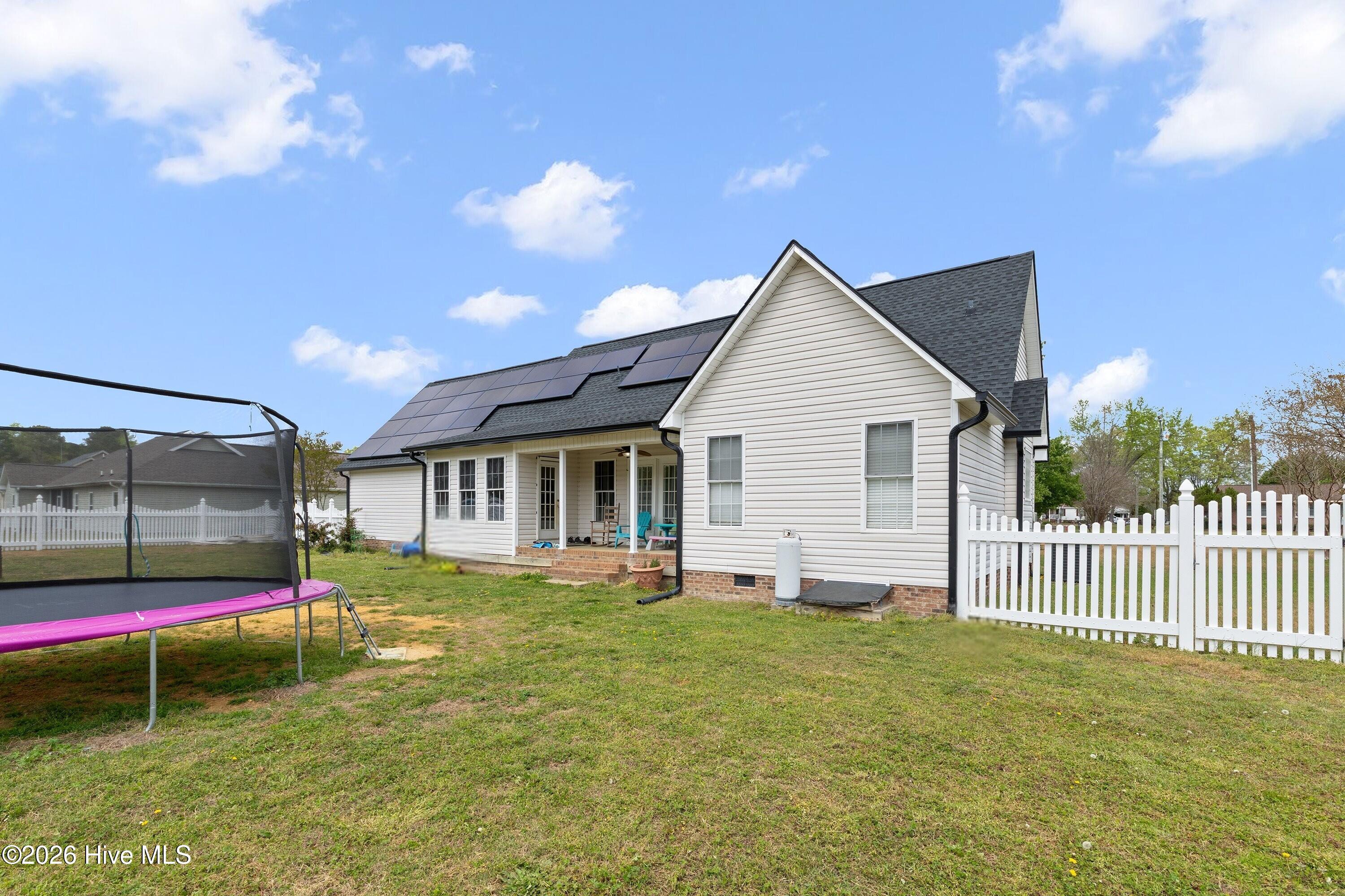 724 Iris Bryant Road Dunn, NC 28334 - Photo 5 of 30 Gallery Image 5