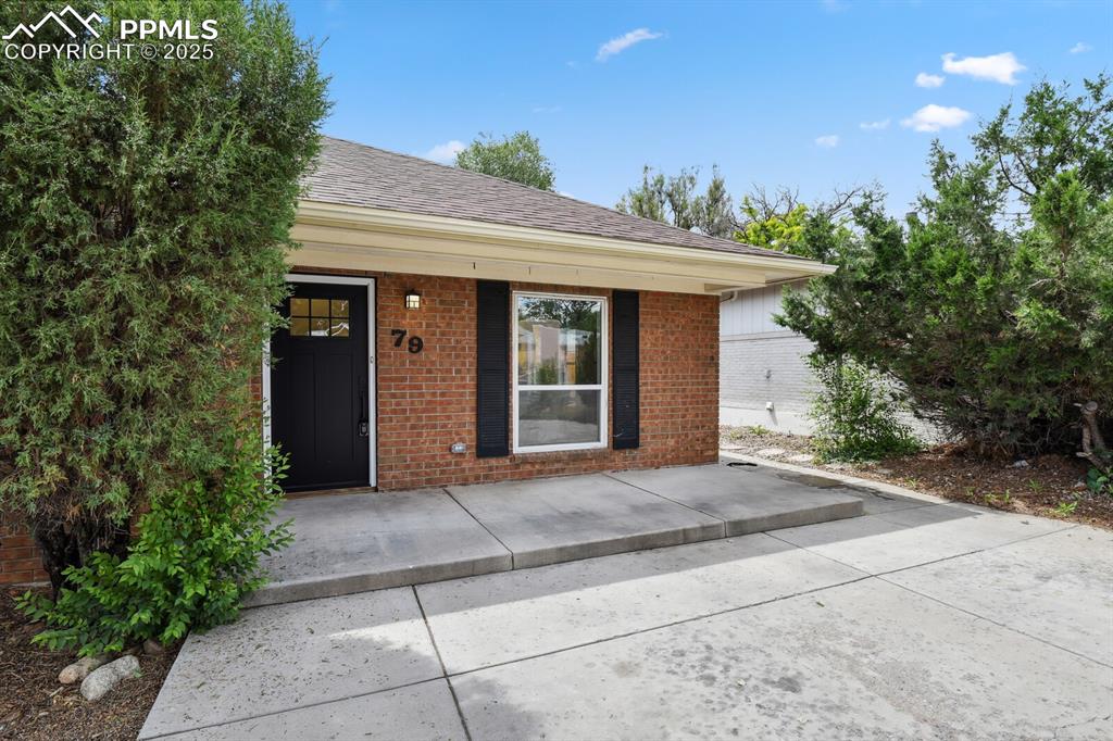 79 Old Broadmoor Road Colorado Springs, CO 80906 - Photo 3 of 27