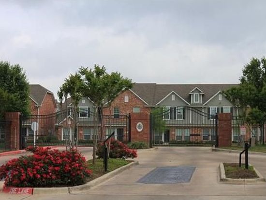 1001 Krenek Tap Road, Unit 2002 College Station, TX 77840 - Photo 20 of 20 a front view of a house with garden