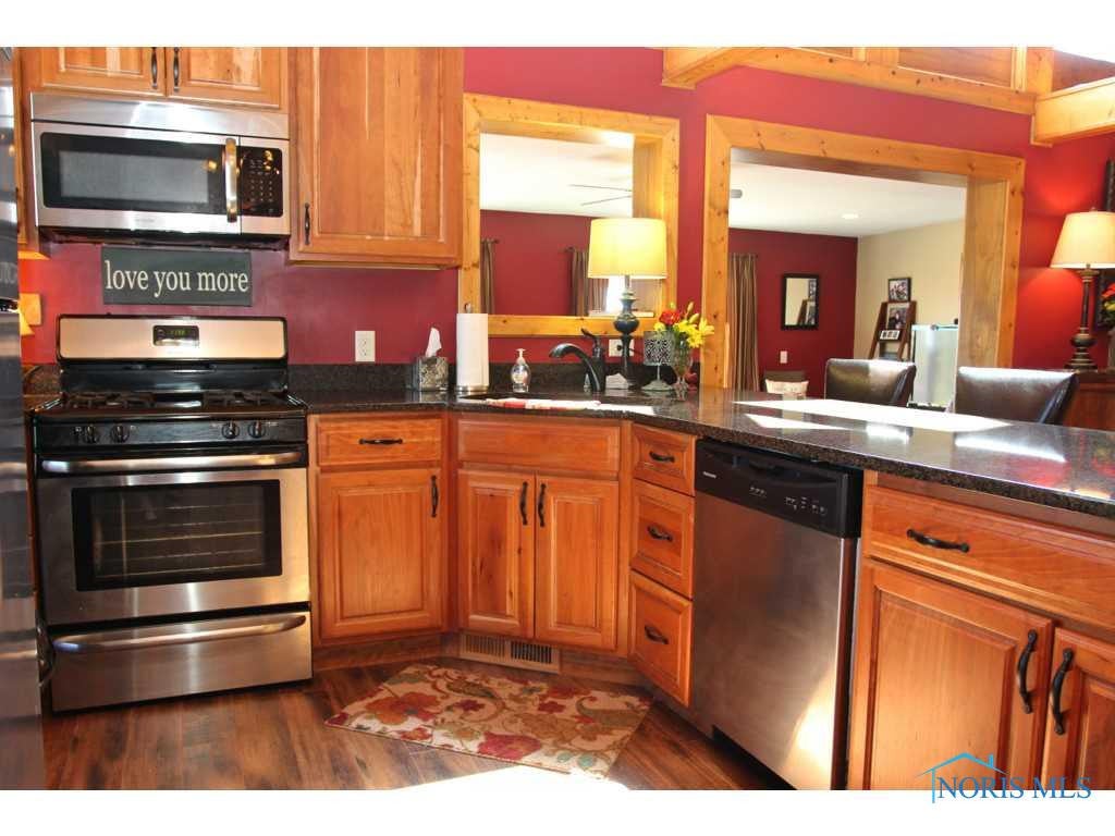 24150 Stony Ridge Road Perrysburg, OH 43551 - Photo 8 of 20 Kitchen.