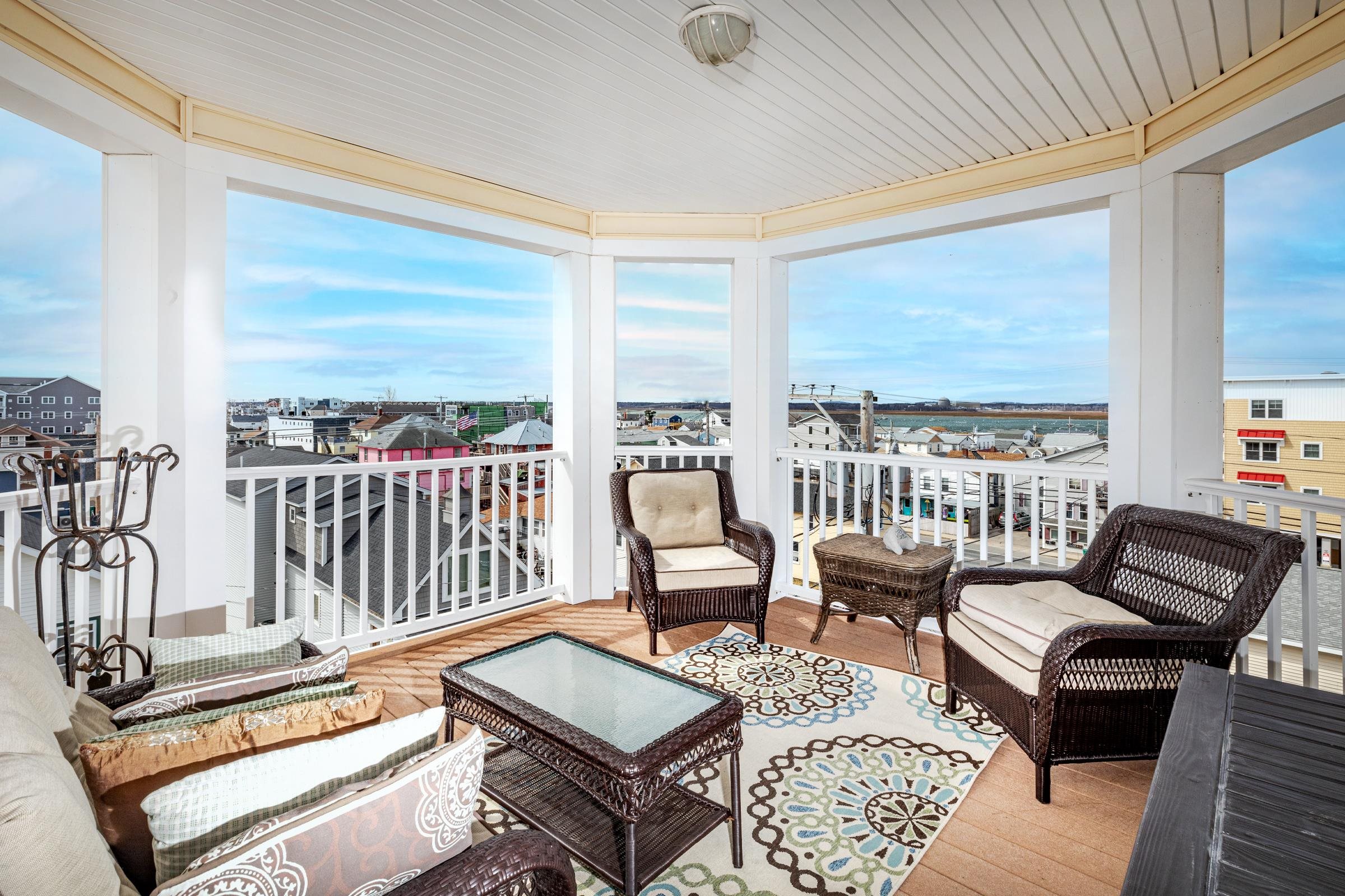 22 K Street, Unit 301 Hampton, NH 03842 - Photo 4 of 26