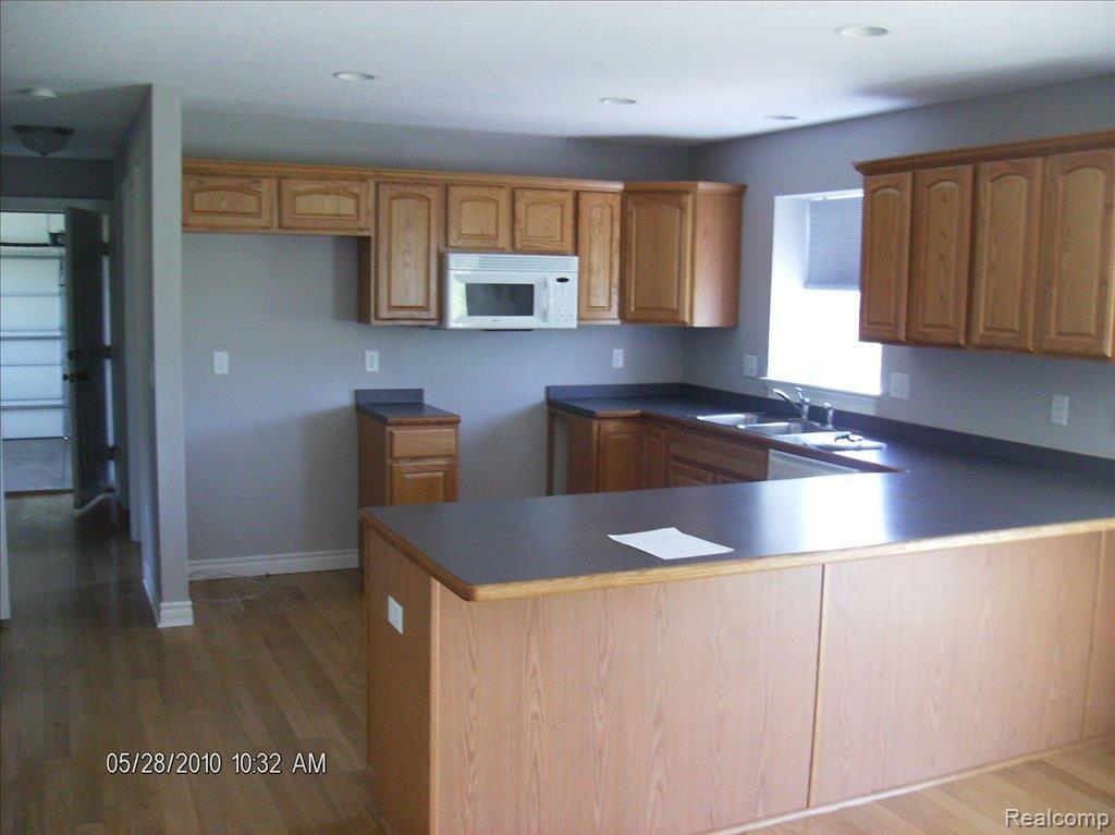 6269 Mason Road Howell, MI 48843 - Photo 8 of 21 HPIM2126