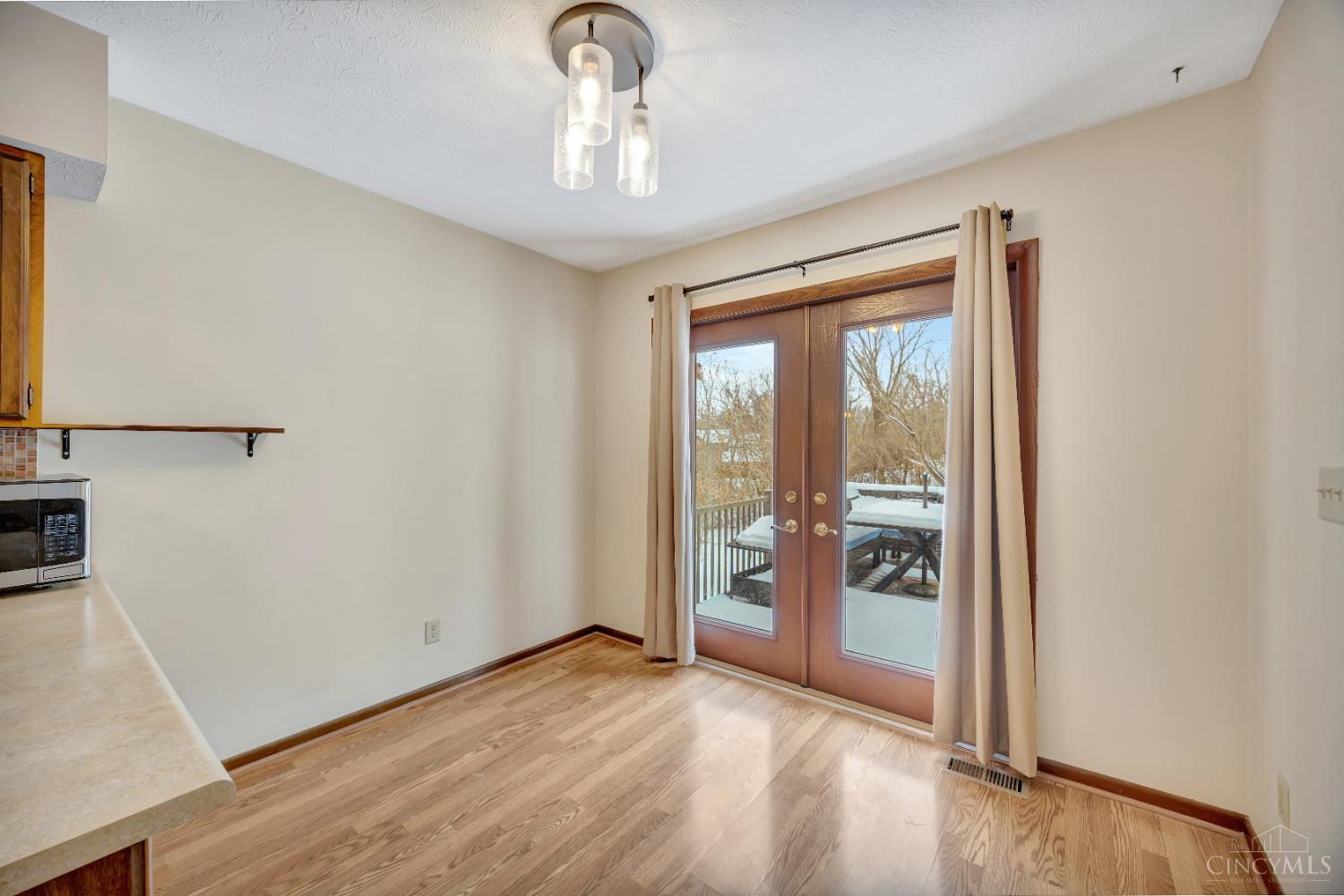 3633 Powner Road Cincinnati, OH 45248 - Photo 17 of 52